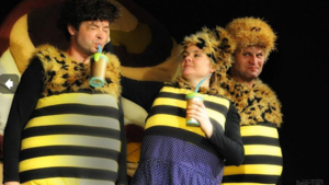 Příhody včelích medvídků - Divadlo Bez zábradlí